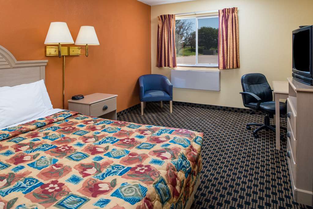 Sunset Inn & Suites Lincoln Habitación foto